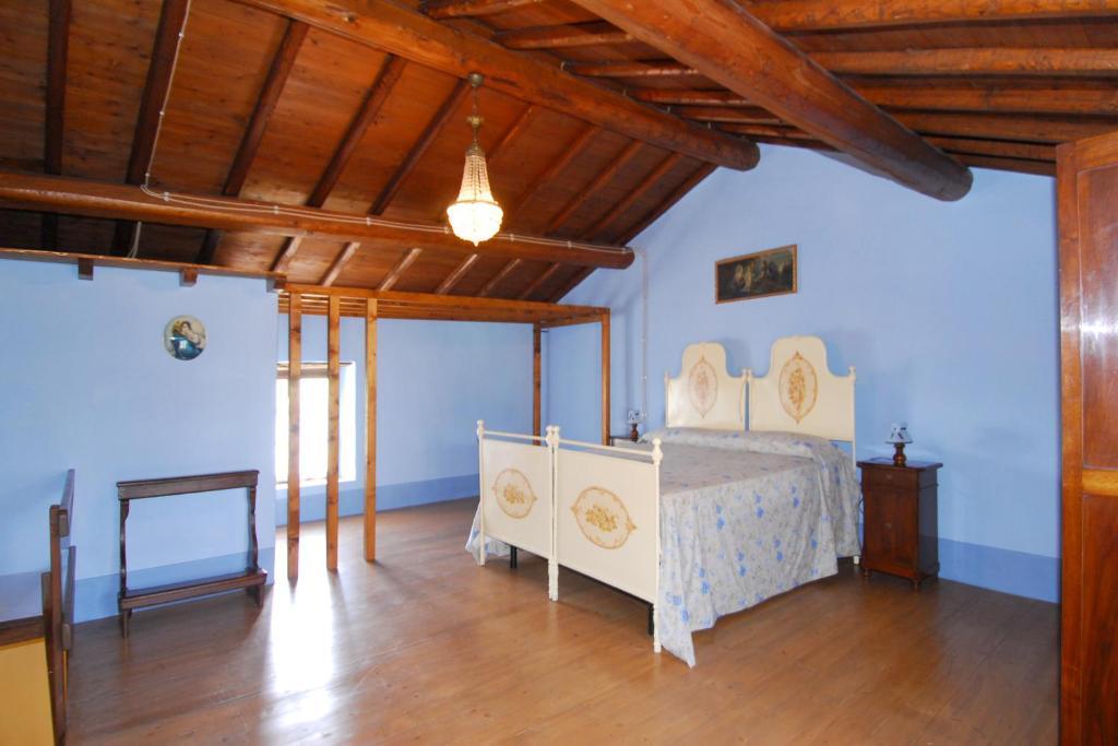 Antica Dimora Dell'Ortolano Appartement Castellaro  Kamer foto