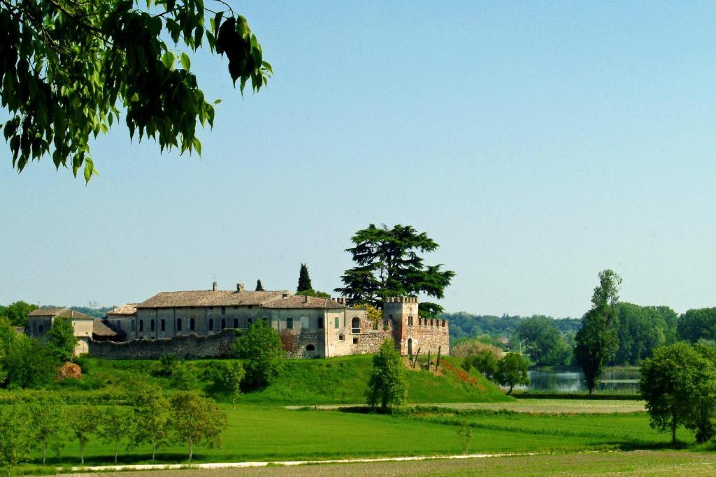 Antica Dimora Dell'Ortolano Appartement Castellaro  Buitenkant foto