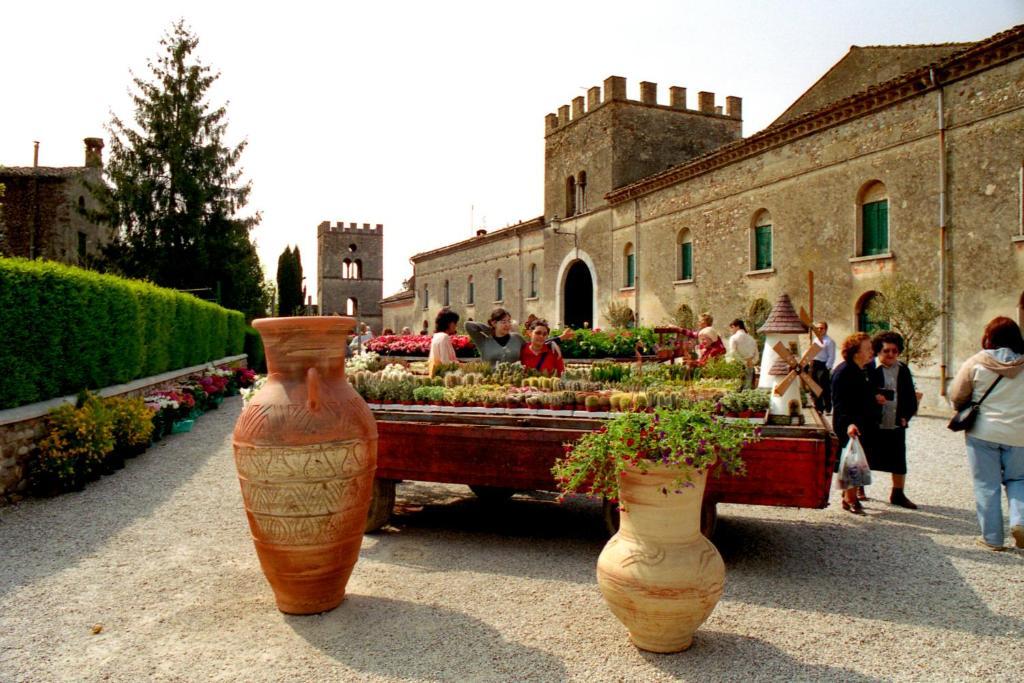 Antica Dimora Dell'Ortolano Appartement Castellaro  Buitenkant foto